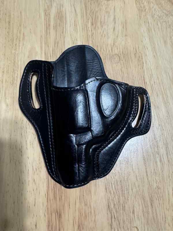 Ruger Sp101 left hand leather holster