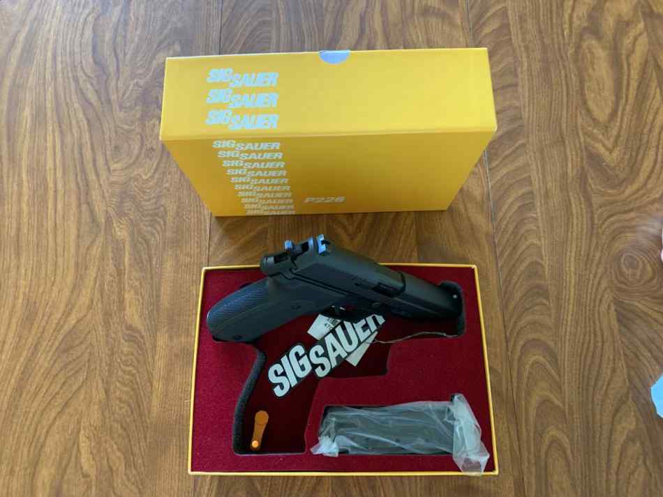 Sig Sauer P226 40th Anniversary Limited Edition