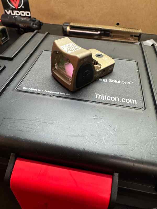 Trijicon rmr RM06 HRS