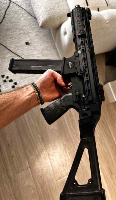 LWRC SMG 45 