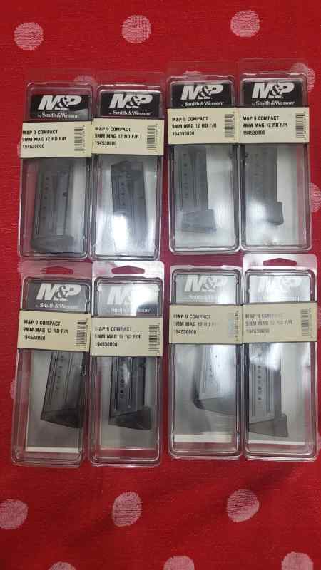S&amp;W M&amp;P9c Compact 12rd Magazines - New in Box