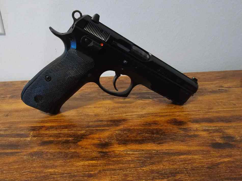 CZ 75 SP-01