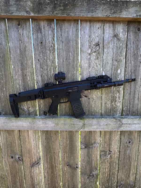 B&amp;T APC 223 