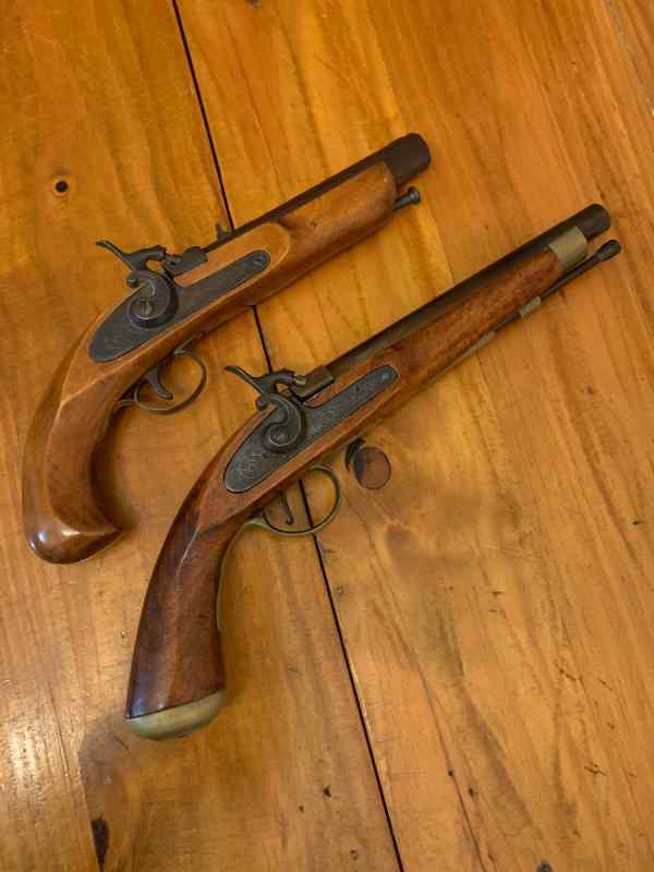 .45 Caliber Black Powder Muzzleloader Pistols 