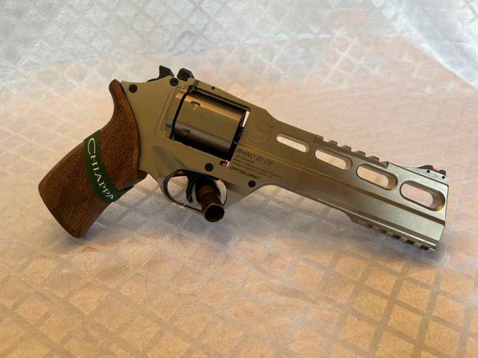 Chiappa rhino 60ds