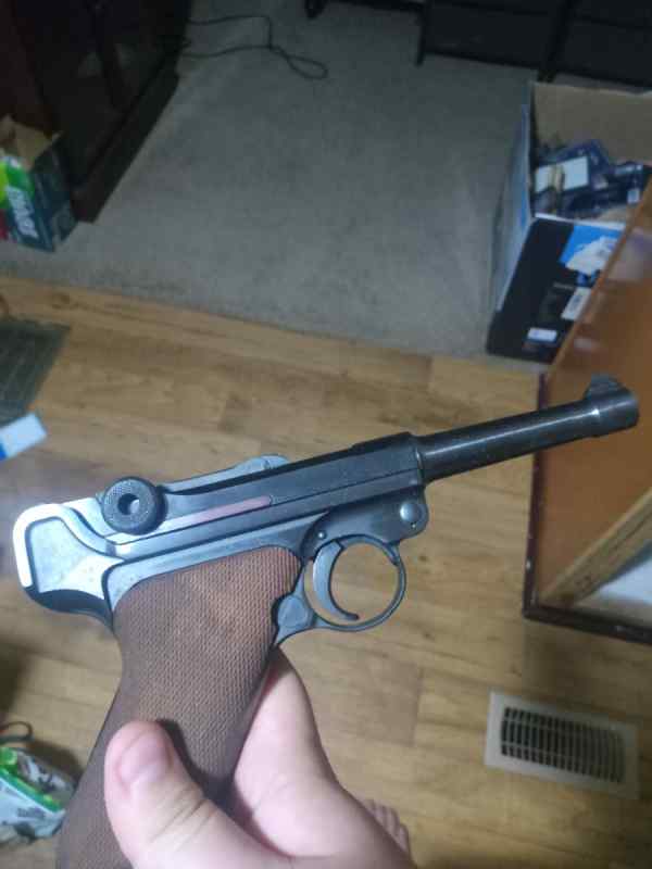 DWM Luger p08