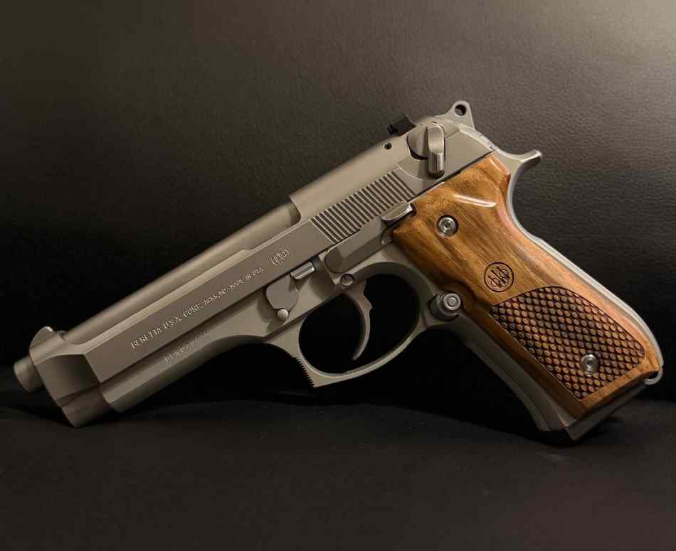 Beretta 92fs INOX 