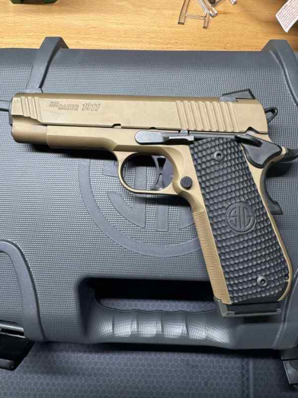 1911 Fastback Emperor Scorpion Carry