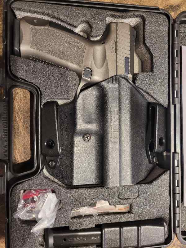 CANIK TP9SF 9MM Like new 