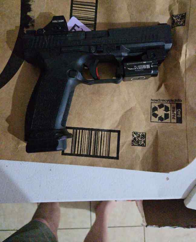 Canik mete sft 9mm with holosun red dot $450
