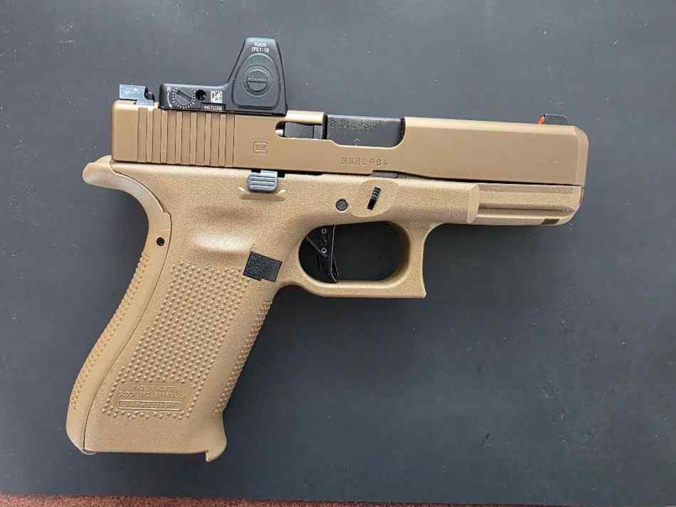 Glock 19X w/Trijicon Optic and other extras!