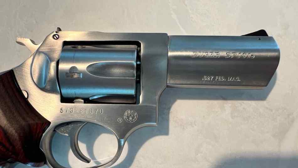 RUGER SP101.12.jpeg