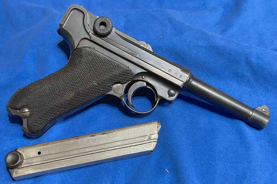 LUGER 5962 02.jpeg