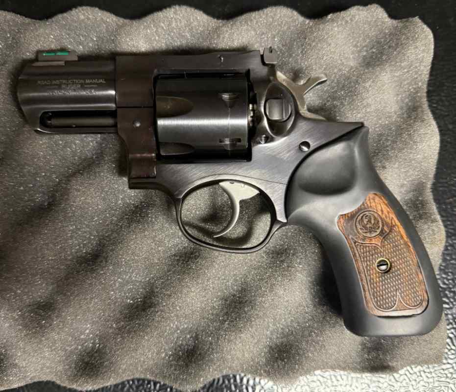 Ruger GP100 Talo