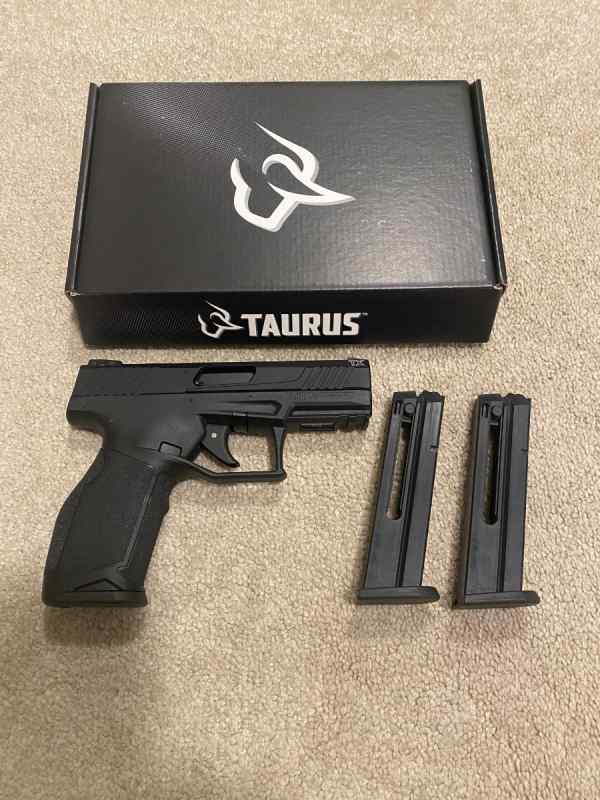 TaurusTX22
