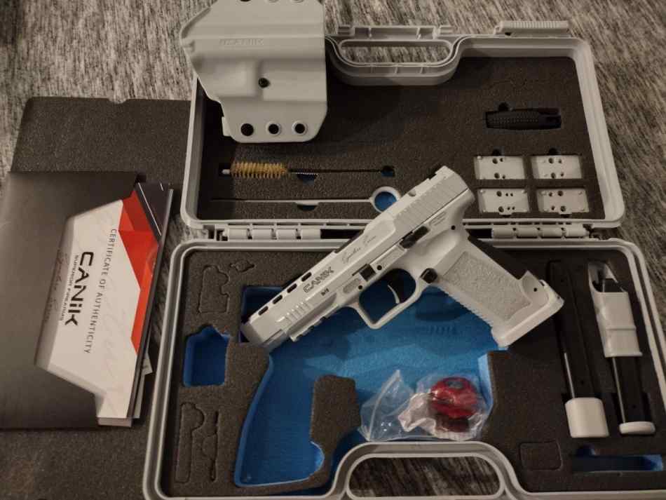 Canik Sig Series Whiteout