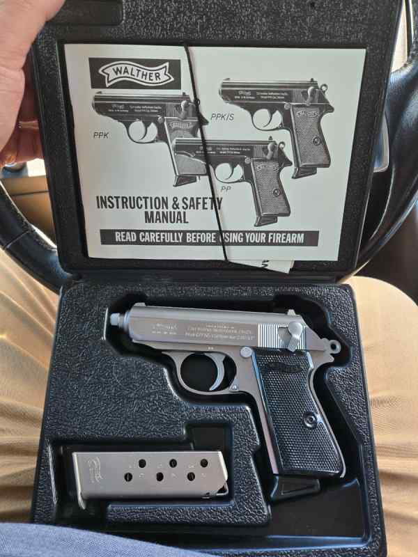Like New Walther PPKS two mags Stainless 
