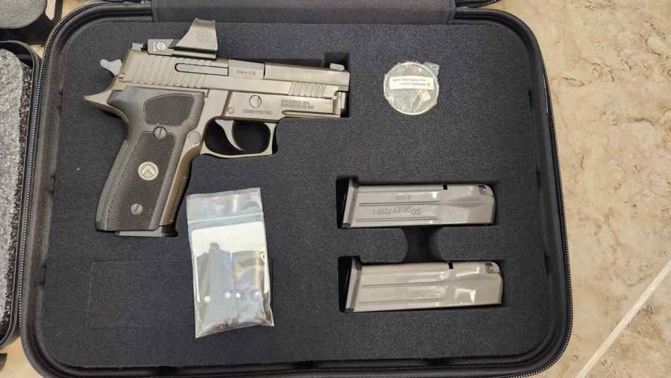 Sig Sauer P229 Legion with Romeo 1 Pro 