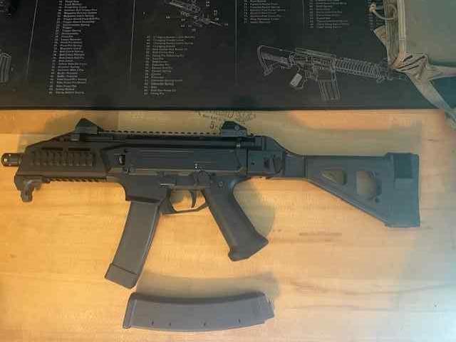 CZ Scorpion EVO 3 S1 w 2 mags