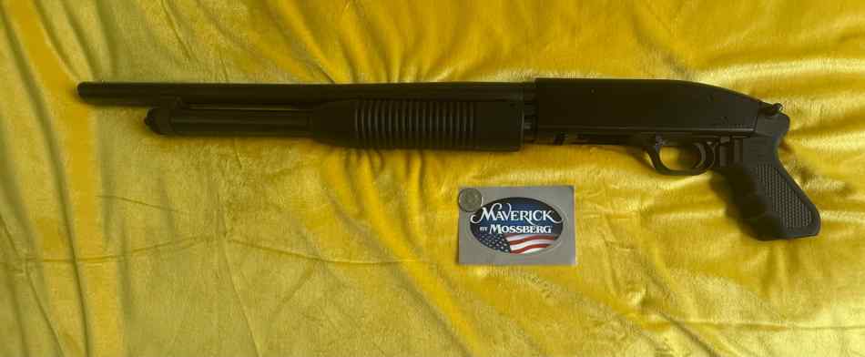12 Gauge Pistol Grip Mossberg Maverick 