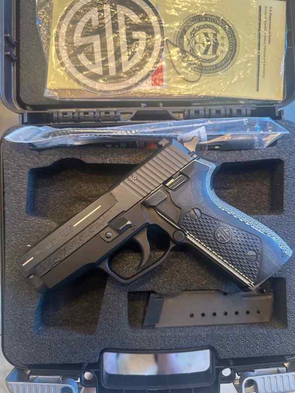 LNIB Sig P225