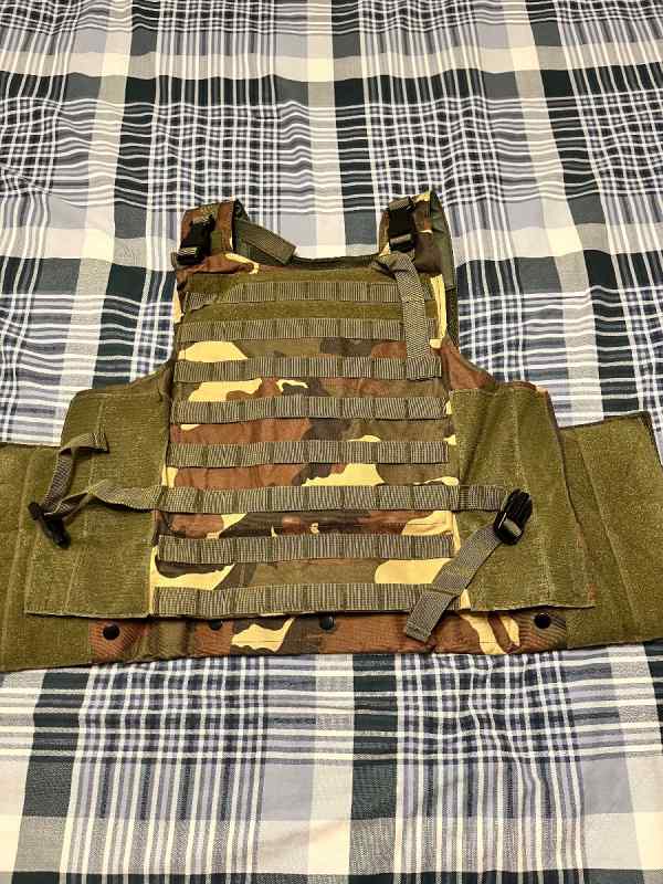 Plate carrier w/ level 3+ plates 