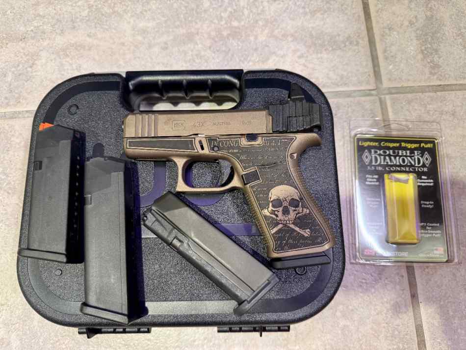 Glock 43x SCT custom, 4mags, accessories!