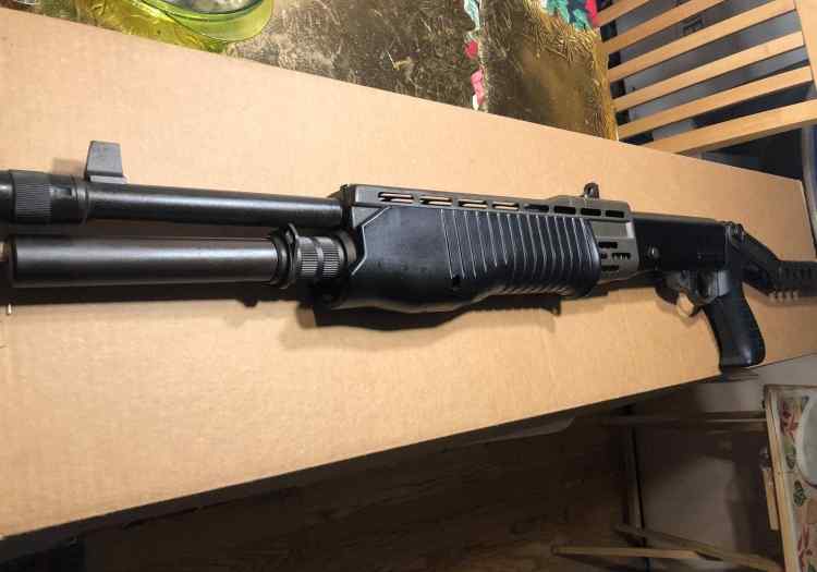 Rare-and-Iconic-Franchi-Spas-12-folding-stock-and-possibly-unfired_101585555_141965_9A14698771849BF8