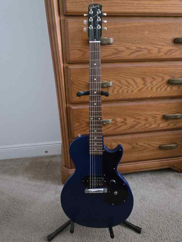 gibson 1.jpg