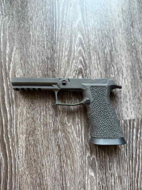 PMM Tardigrade P320 Fullsize Grip (Winter Park)