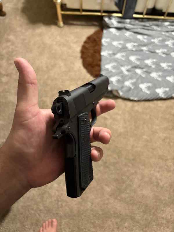 M1911a1 Colt 