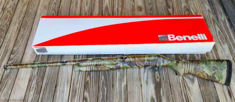 Rare &amp; Desired Benelli Super Black Eagle 12GA SBE1