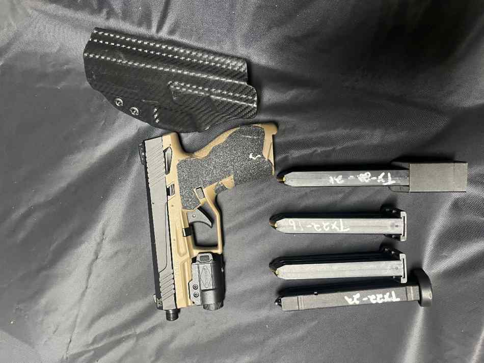 Taurus tx22 mint
