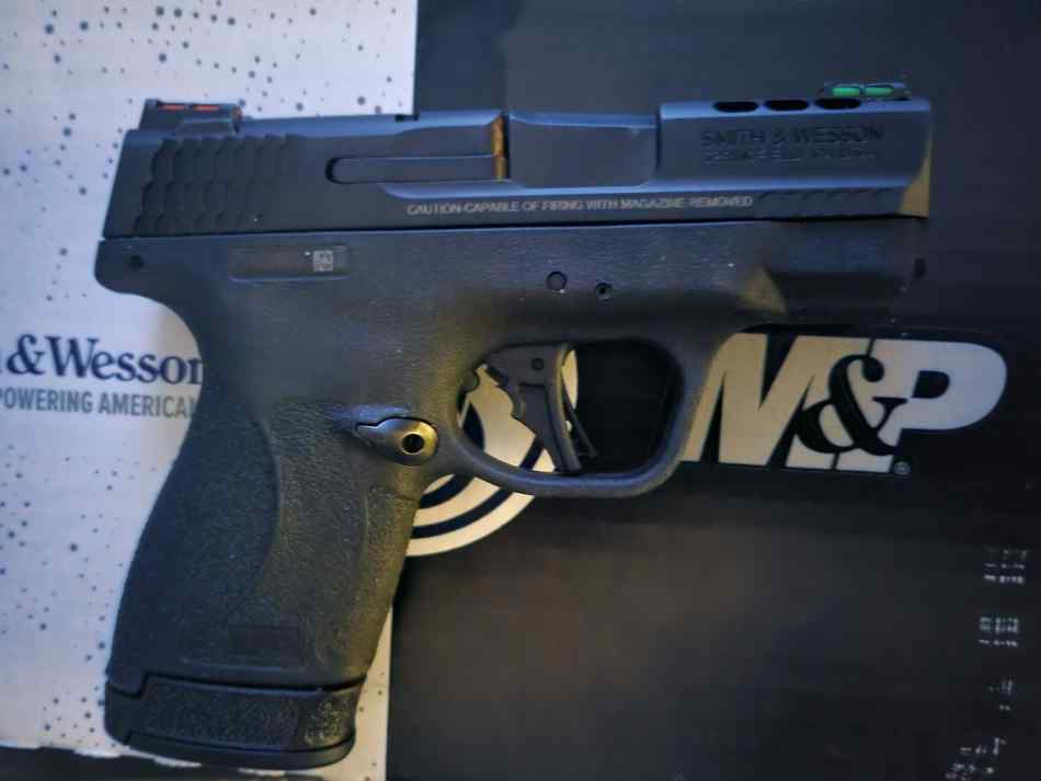 ***S&amp;W M&amp;P Shield Performance Center 9mm***