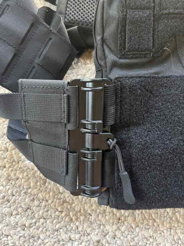Plate carrier