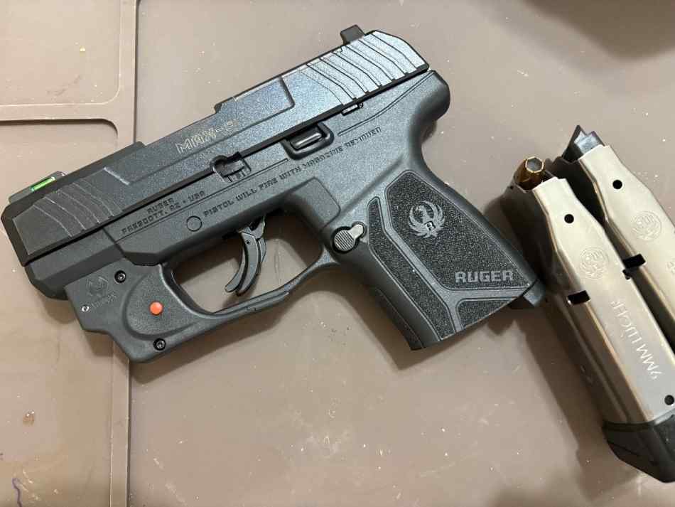 New Ruger Max9 PRO OR w/Viridian laser