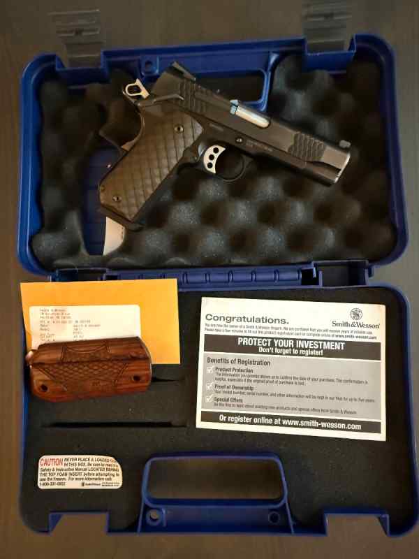 Smith and Wesson 1911 e-series