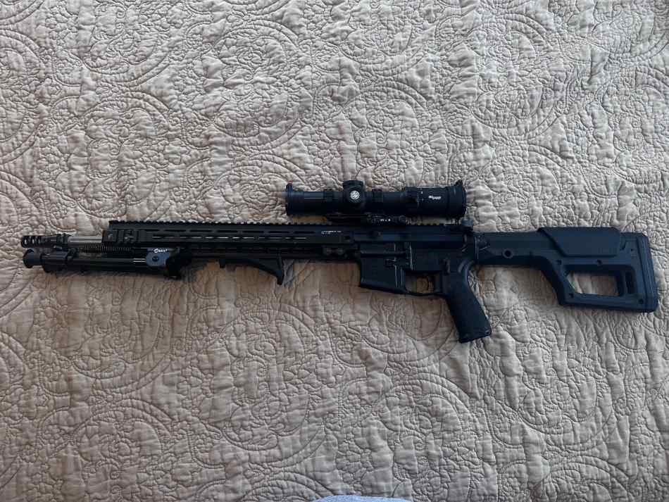 Aero Precision M4E1 .223/5.56 AR-15 Rifle 18&quot;