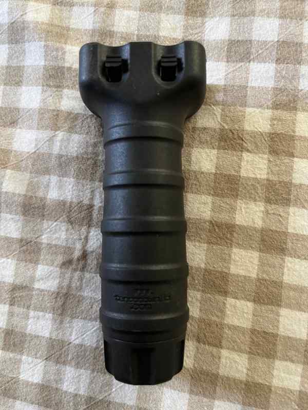 Tango Down Vertical Grip (Surefire)