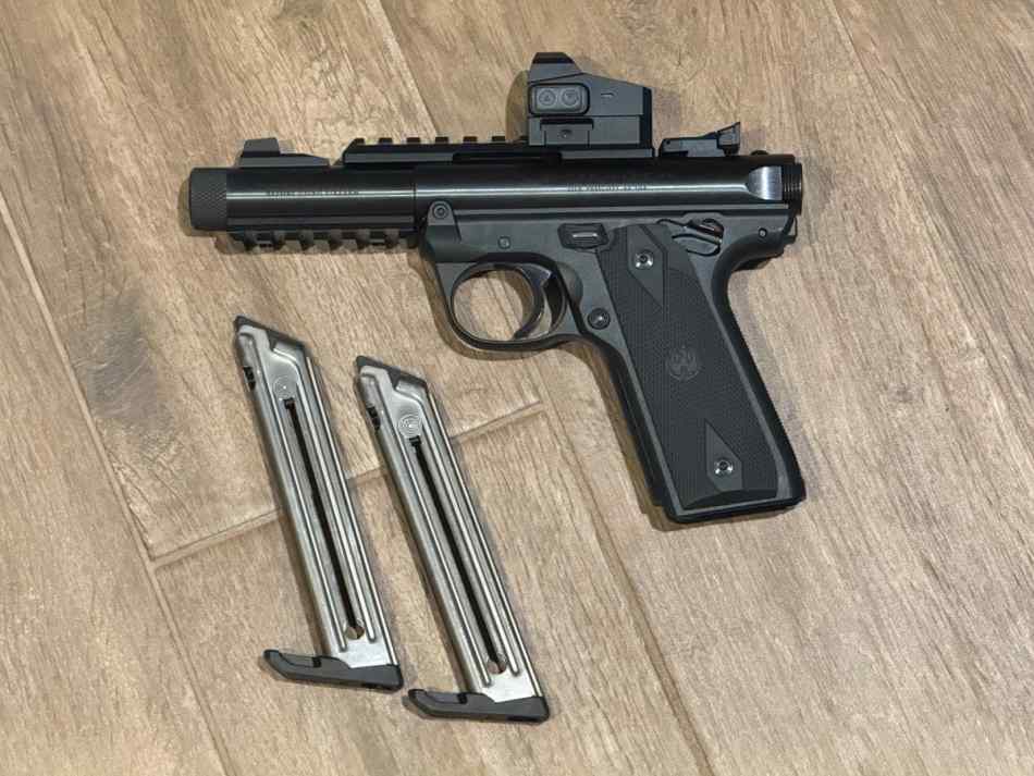 Ruger Mark IV Tactical w/ RDS