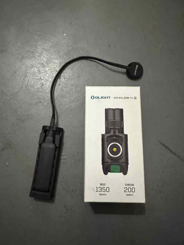 Olight baldr pro r with pressure switch and mount 