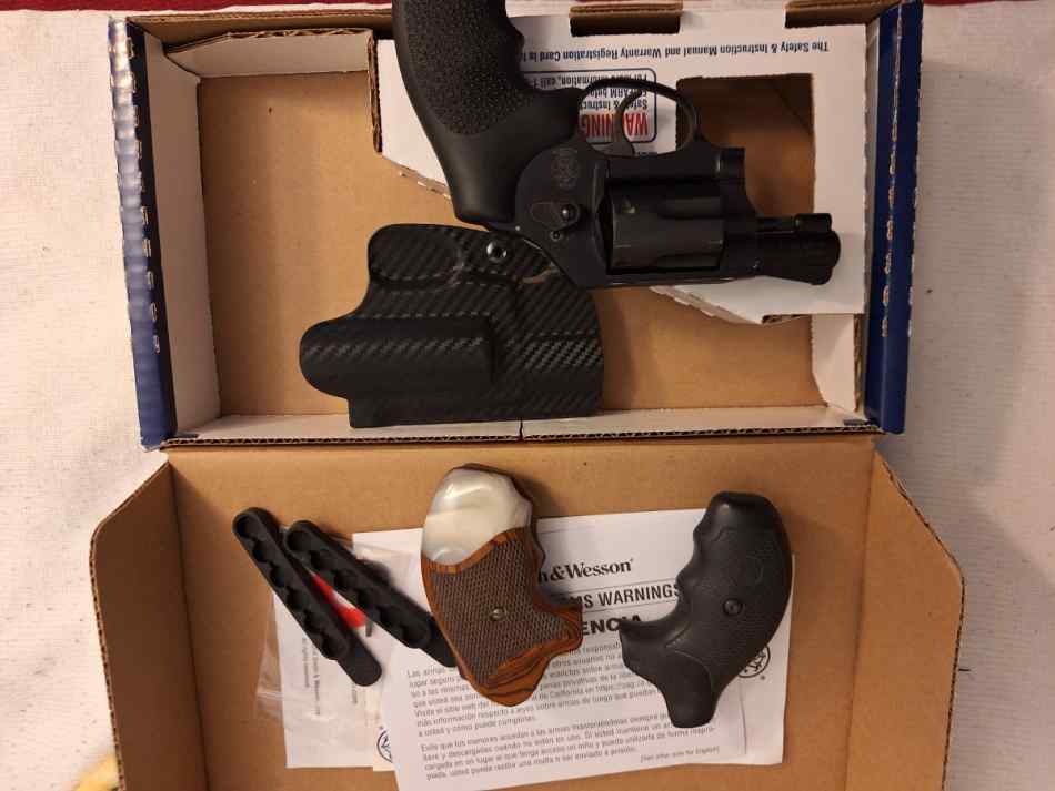 Smith &amp; Wesson M437-2
