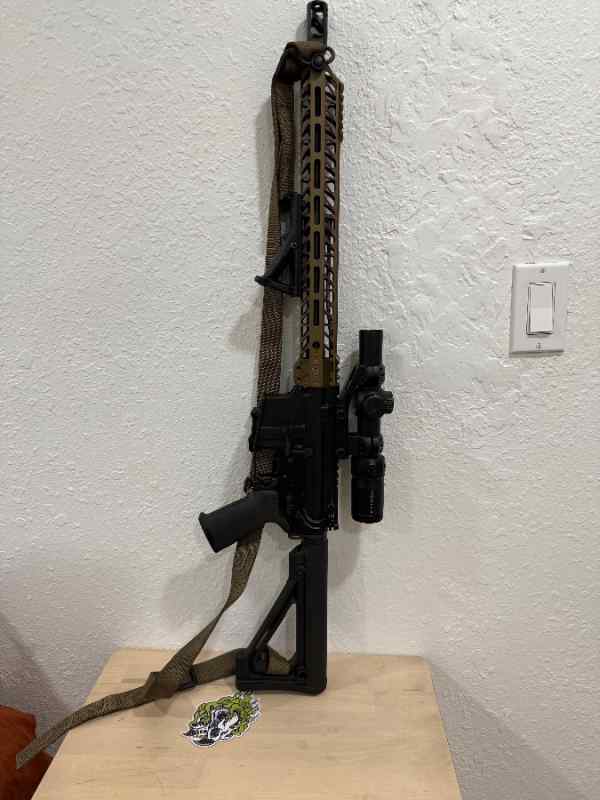 Hunting rifle (ArmaLite)