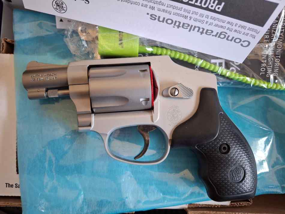 S&amp;W 642-1 No lock .38 Sp +P