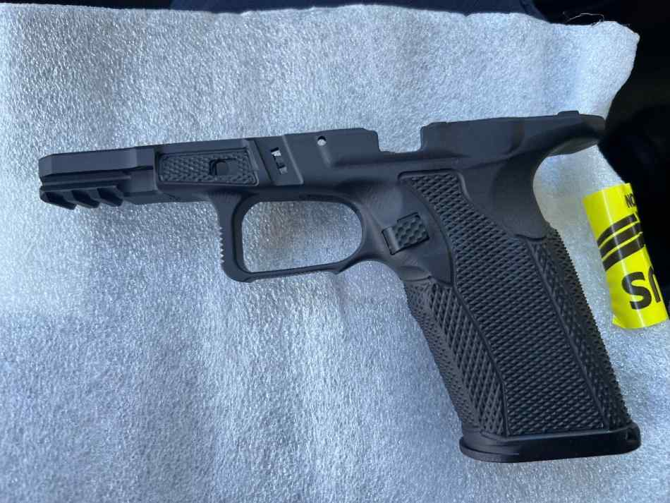 Icarus RXM Grip