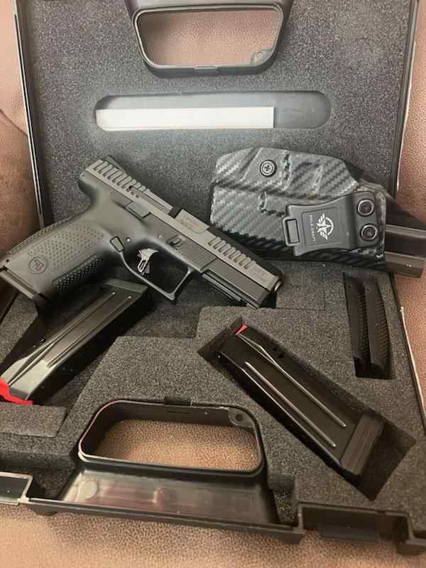 CZ P-10C
