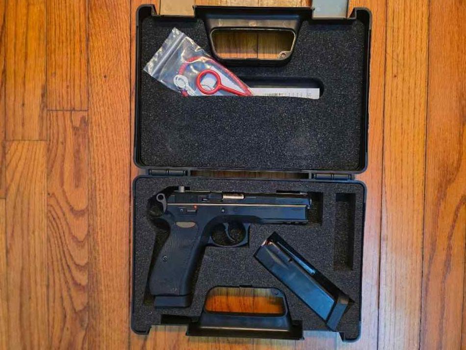 CZ 75 SP 01 Tactical NATO 9mm = Workhorse