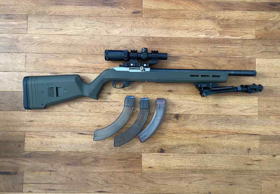 Ruger 10/22 Bull Barrel with Magpul Chassis 