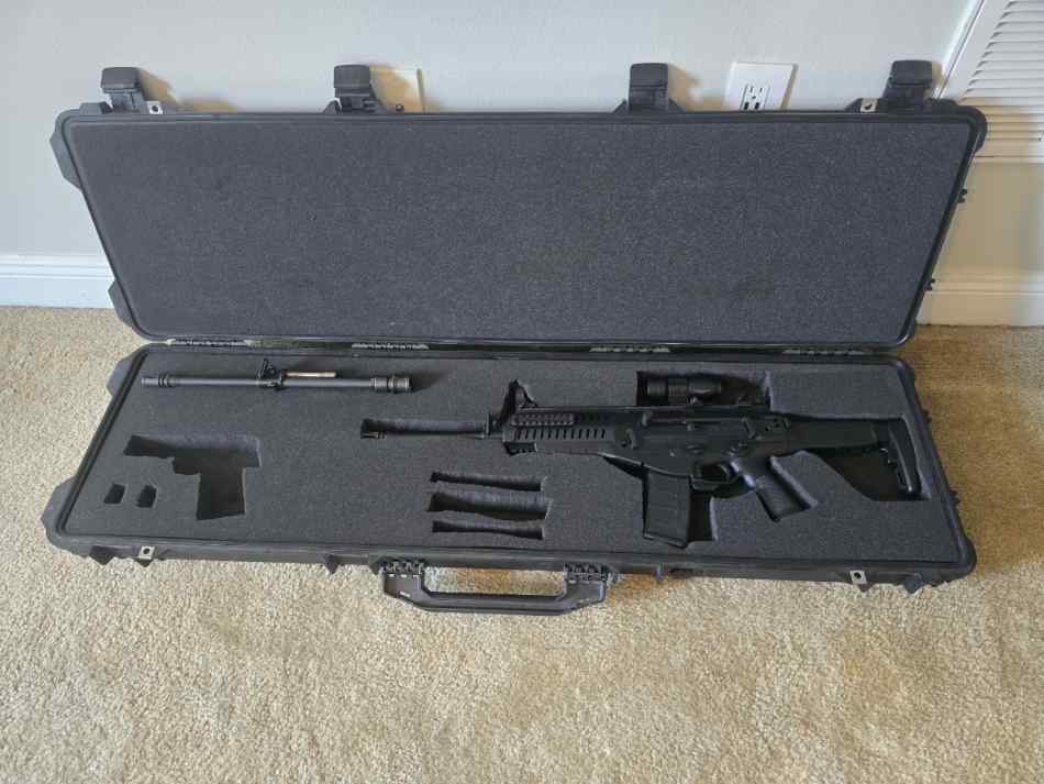 Beretta ARX 100 with spare barrel and more