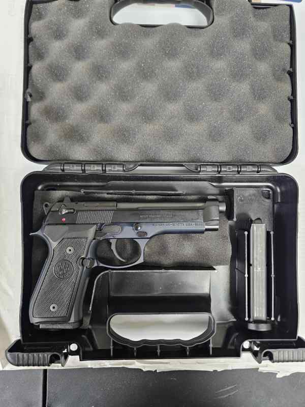 Beretta M9